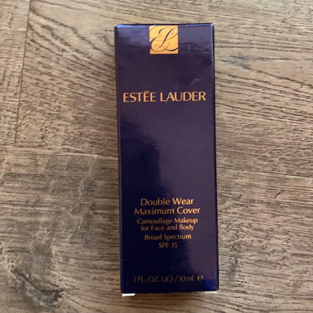 New Estée Lauder double wear 3N1